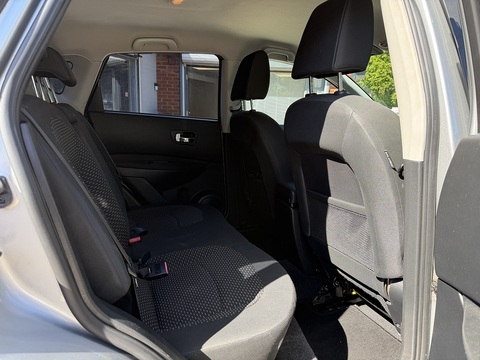 1.6 Acenta Hatchback 5dr Petrol Manual 2WD (159 g/km, 113 bhp)