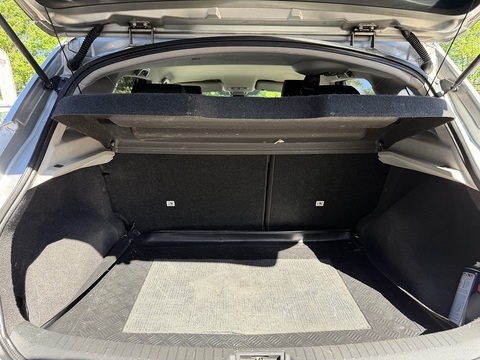 1.6 Acenta Hatchback 5dr Petrol Manual 2WD (159 g/km, 113 bhp)