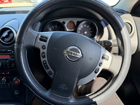 1.6 Acenta Hatchback 5dr Petrol Manual 2WD (159 g/km, 113 bhp)