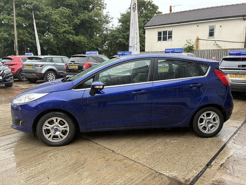 1.6 TDCi ECOnetic Zetec Hatchback 5dr Diesel Manual Euro 5 (s/s) (95 ps)