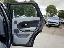 Land Rover Range Rover Evoque AUTO 2.2d SD4 Pure 