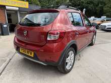 Dacia Sandero Stepway dCi Laureate 