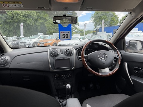 1.5 dCi Laureate Hatchback 5dr Diesel Manual Euro 6 (s/s) (90 ps)