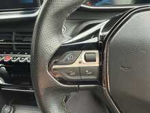 Peugeot E-2008 GT 