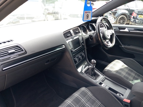 2.0 TDI BlueMotion Tech GTD Hatchback 5dr Diesel Manual Euro 6 (s/s) (184 ps)