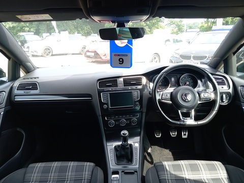 2.0 TDI BlueMotion Tech GTD Hatchback 5dr Diesel Manual Euro 6 (s/s) (184 ps)