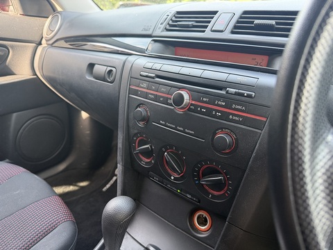 1.6 TS Hatchback 5dr Petrol Automatic (191 g/km, 103 bhp)