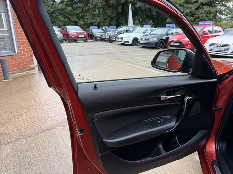 1.5 118i Sport Hatchback 5dr Petrol Manual Euro 6 (s/s) (136 ps)