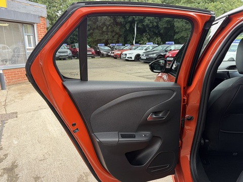50kWh Elite Nav Hatchback 5dr Electric Auto (7.4Kw Charger) (136 ps)
