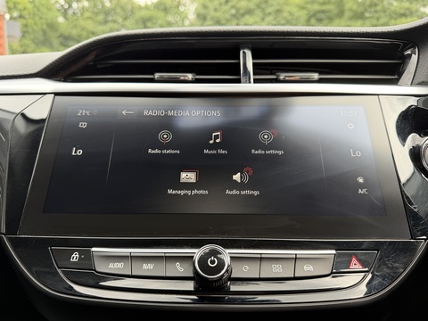 50kWh Elite Nav Hatchback 5dr Electric Auto (7.4Kw Charger) (136 ps)