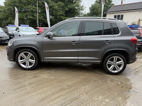 2.0 TDI BlueMotion Tech R-Line SUV 5dr Diesel Manual 4WD Euro 5 (s/s) (140 ps)