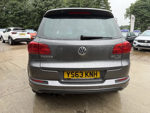 2.0 TDI BlueMotion Tech R-Line SUV 5dr Diesel Manual 4WD Euro 5 (s/s) (140 ps)