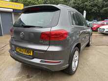 Volkswagen Tiguan TDI BlueMotion Tech R-Line 