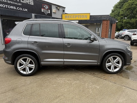 2.0 TDI BlueMotion Tech R-Line SUV 5dr Diesel Manual 4WD Euro 5 (s/s) (140 ps)