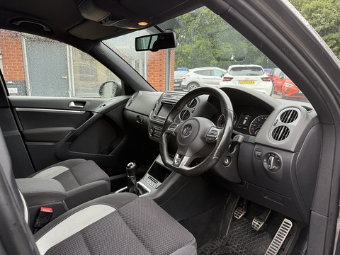 2.0 TDI BlueMotion Tech R-Line SUV 5dr Diesel Manual 4WD Euro 5 (s/s) (140 ps)