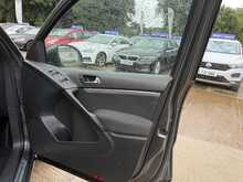 Volkswagen Tiguan TDI BlueMotion Tech R-Line 