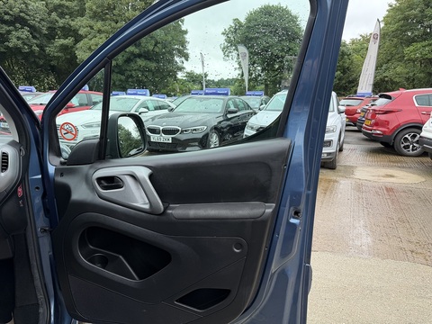  MPV 1.6 Manual Diesel
