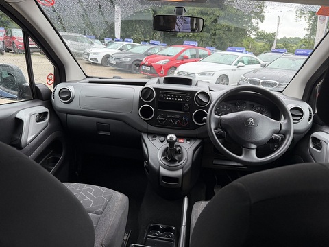 MPV 1.6 Manual Diesel