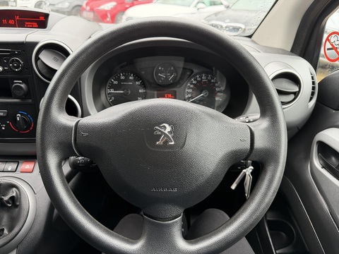  MPV 1.6 Manual Diesel