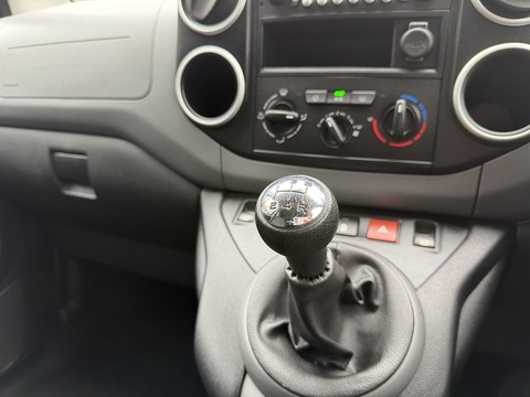  MPV 1.6 Manual Diesel