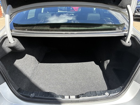 2.0 520d SE Saloon 4dr Diesel Auto Euro 5 (s/s) (184 ps)