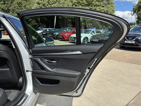 2.0 520d SE Saloon 4dr Diesel Auto Euro 5 (s/s) (184 ps)