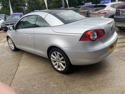2.0 TDI CR SE Cabriolet 2dr Diesel DSG Euro 5 (140 ps)