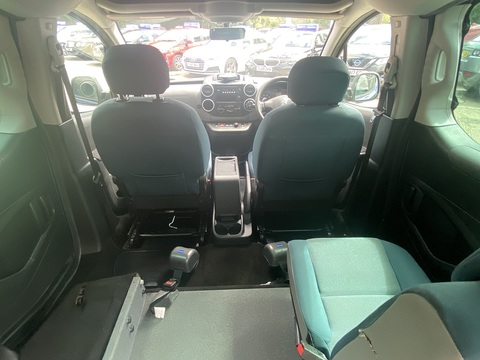 1.6 BlueHDi Feel Multispace MPV 5dr Diesel ETG6 Euro 6 (s/s) (100 ps)