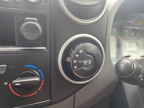 1.6 BlueHDi Feel Multispace MPV 5dr Diesel ETG6 Euro 6 (s/s) (100 ps)
