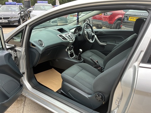 1.25 Zetec Hatchback 3dr Petrol Manual (129 g/km, 81 bhp)