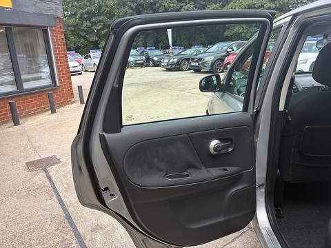 Acenta Hatchback 1.4 Manual Petrol
