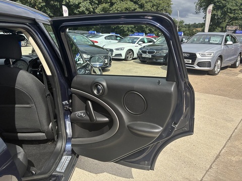 2.0 Cooper D SUV 5dr Diesel Auto Euro 5 (112 ps)