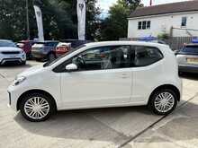 Volkswagen up! Move up! 