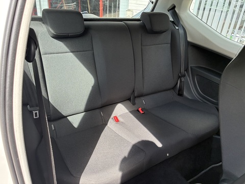 1.0 Move up! Hatchback 3dr Petrol Manual Euro 6 (s/s) (60 ps)
