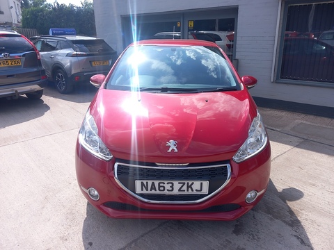 1.2 VTi Active Hatchback 5dr Petrol Manual Euro 5 (82 ps)