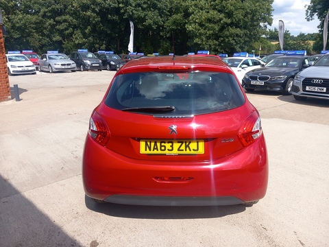 1.2 VTi Active Hatchback 5dr Petrol Manual Euro 5 (82 ps)