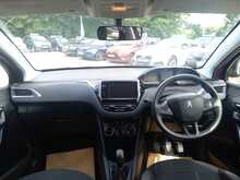 Peugeot 208 VTi Active 