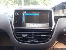 Peugeot 208 VTi Active 
