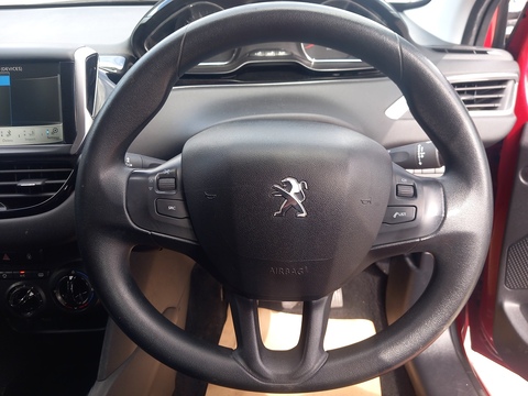 1.2 VTi Active Hatchback 5dr Petrol Manual Euro 5 (82 ps)