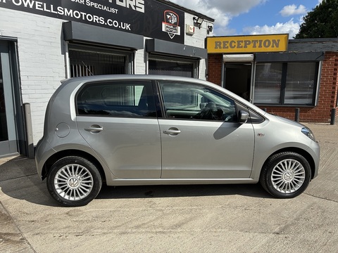 1.0 High up! Hatchback 5dr Petrol ASG Euro 5 (75 ps)