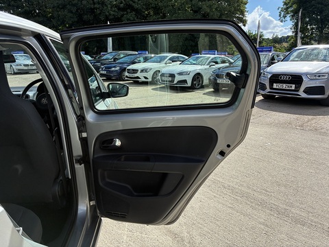 1.0 High up! Hatchback 5dr Petrol ASG Euro 5 (75 ps)