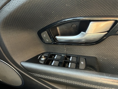 2.2 SD4 Dynamic SUV 5dr Diesel Auto 4WD Euro 5 (190 ps)