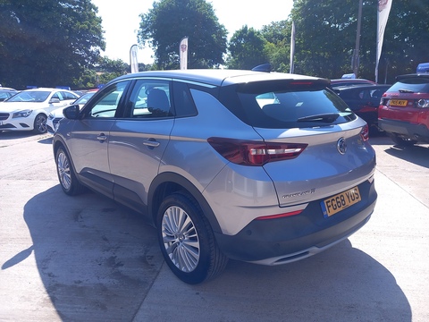 1.2 Turbo GPF Tech Line Nav SUV 5dr Petrol Auto Euro 6 (s/s) (130 ps)