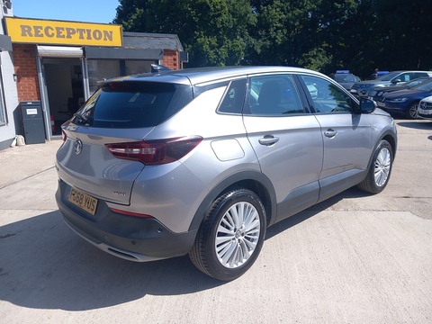 1.2 Turbo GPF Tech Line Nav SUV 5dr Petrol Auto Euro 6 (s/s) (130 ps)