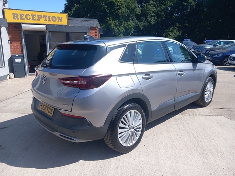 1.2 Turbo GPF Tech Line Nav SUV 5dr Petrol Auto Euro 6 (s/s) (130 ps)