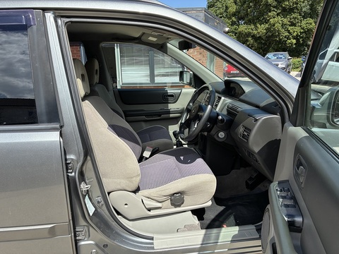 2.2 dCi SE SUV 5dr Diesel Manual (203 g/km, 136 bhp)