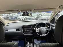 Mitsubishi Outlander h GX3h 