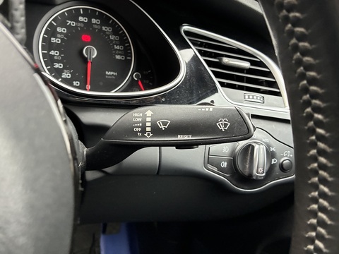 2.0 TDI Black Edition Saloon 4dr Diesel Manual Euro 5 (s/s) (177 ps)
