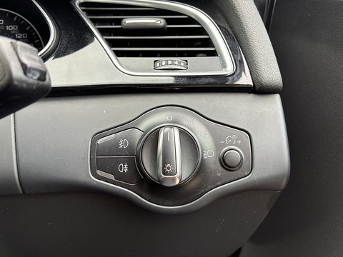 2.0 TDI Black Edition Saloon 4dr Diesel Manual Euro 5 (s/s) (177 ps)