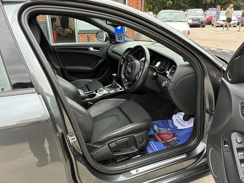 2.0 TDI Black Edition Saloon 4dr Diesel Manual Euro 5 (s/s) (177 ps)